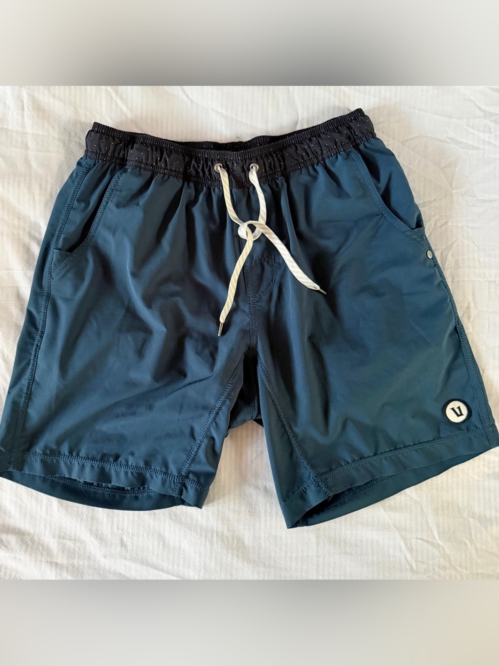VUORI Men’s Kore Short Lined 7" Men's Indigo Navy Size: Medium